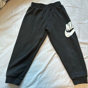Nike kids fleece sweatpants